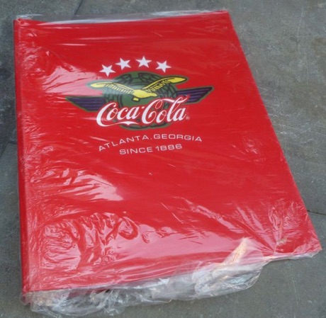 2107-3 € 3,00  coca cola ordner groot atlanta